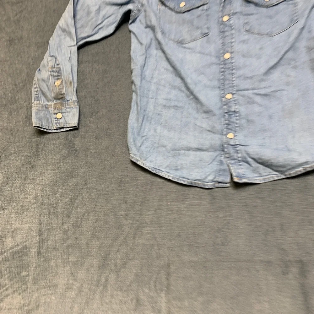 Old Navy Denim Shirt Boys Large 10-12 Blue Light Wash Button Front Chest Pockets